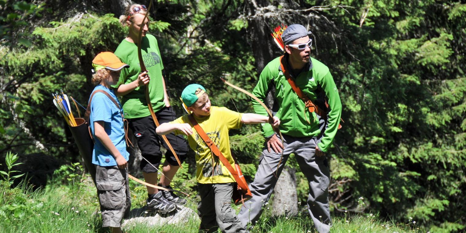 Bogenschießen am Nassfeld in der Nähe des Almhotel Kärnten