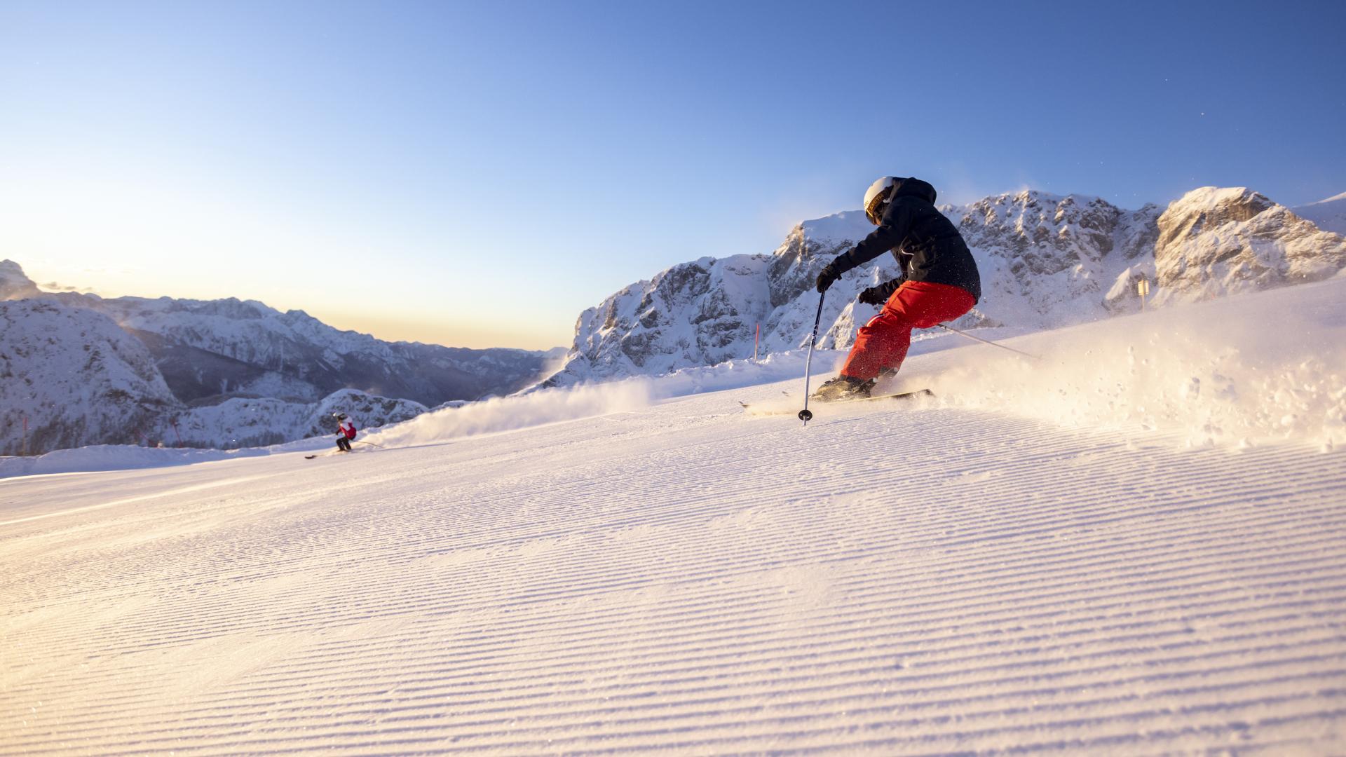 Skifahren auf perfekten Pisten am Nassfeld in der Nähe des Almhotel Kärnten