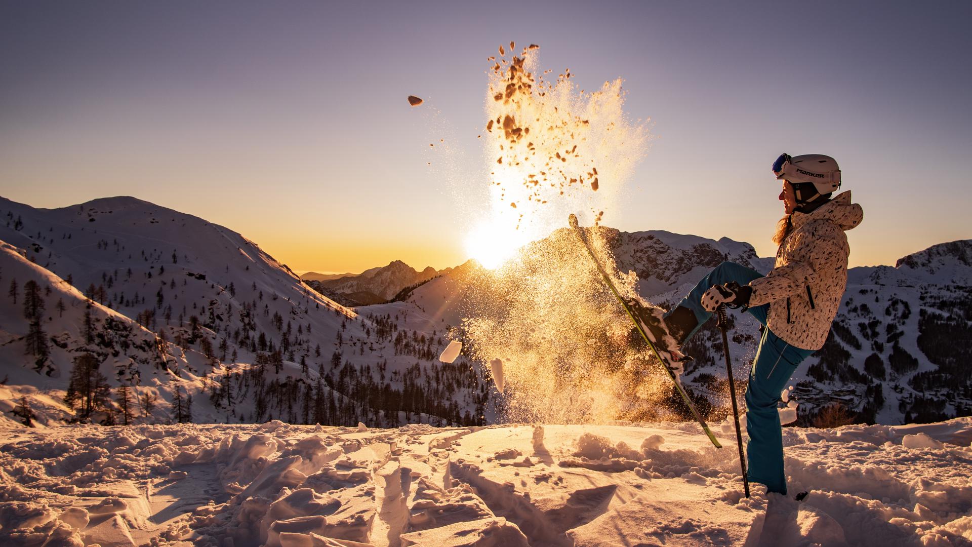 Sonniger Skispaß am Nassfeld in Kärnten in der Nähe des Almhotel Kärnten