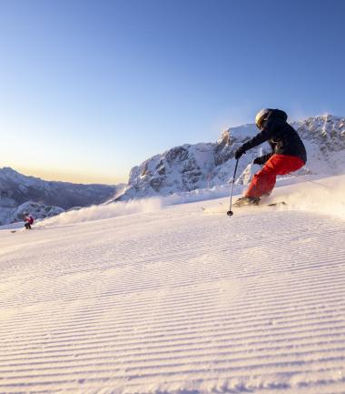 Skifahren auf perfekten Pisten am Nassfeld in der Nähe des Almhotel Kärnten